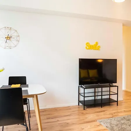 Dl 6 Stations To Alex Apartment Berlin